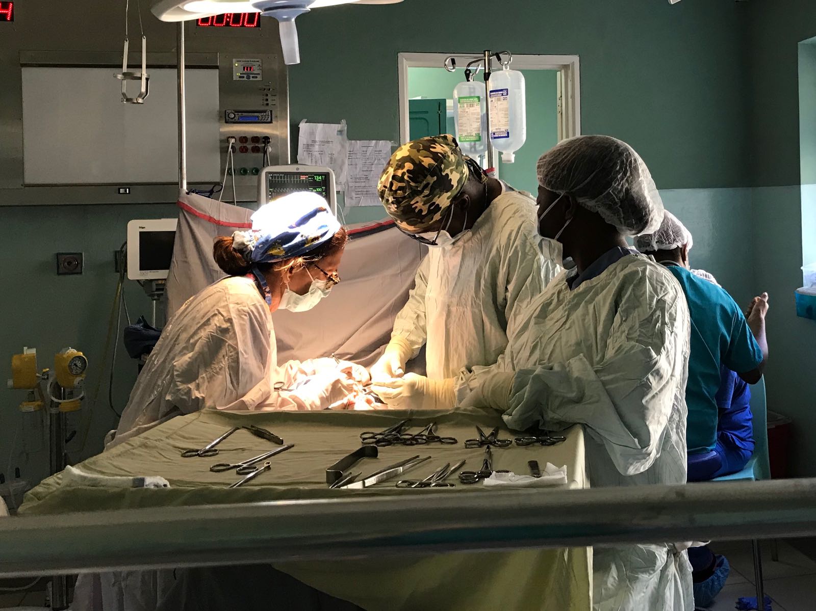 Da Haiti la testimonianza di Maria Grazia, chirurgo pediatrico volontaria per la quarta volta in Haiti all'Ospedale St. Damien.