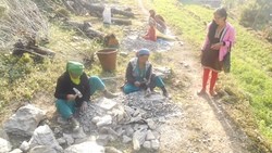 Nepal, i lavori per la costruzione di nuove scuole dopo il terremoto del 2016.