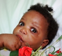 La storia del piccolo Alfonso, abbandonato in fasce alla Baby House NPH Haiti, oggi sa leggere e scrivere benissimo!