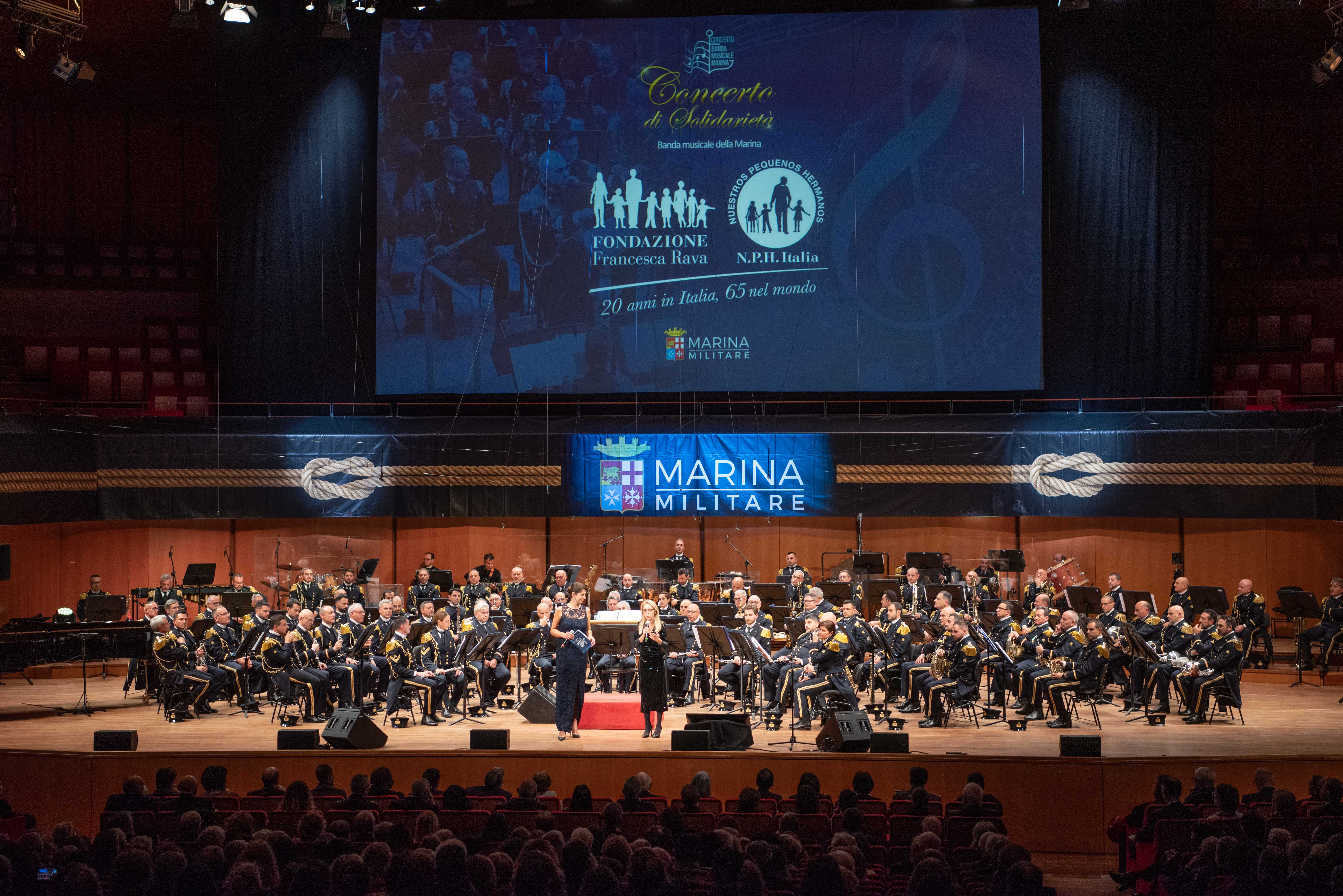 Marina Militare: concerto di solidarietà con la Fondazione Rava e presentazione del calendario 2023