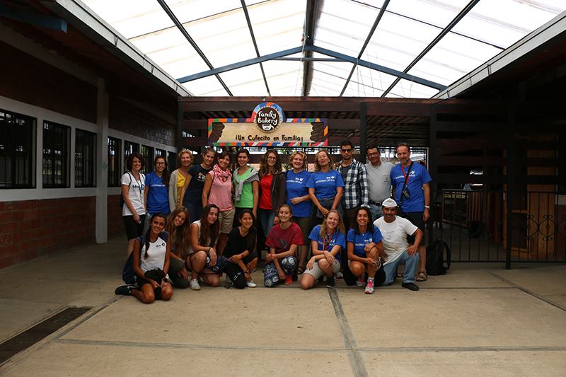 Settimo campus di volontariato nelle Case NPH in America Latina! Alessia ed Elena sono in questi giorni in Guatemala con 17 volontari.