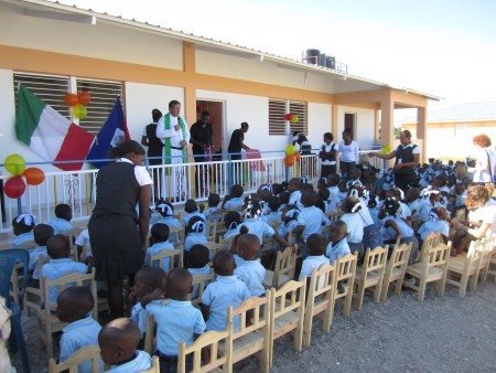 Port au prince, 11 gennaio 2013. Inaugurato il Kindergarten annesso alla Baby House Saint Anne, l’Asilo per 200 bambini parte del progetto della nuova Casa per i bambini orfani del terremoto