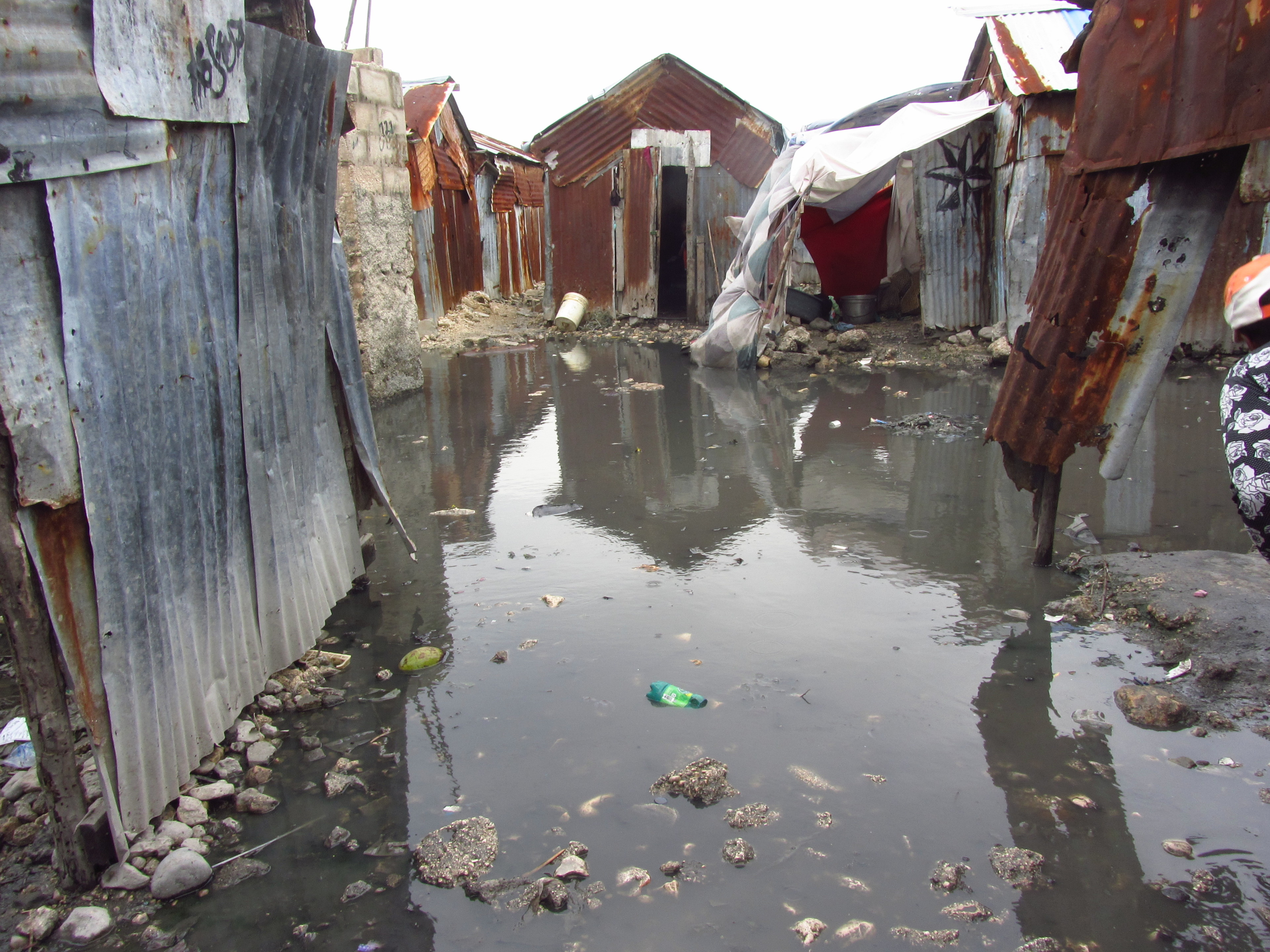 Tempesta tropicale Erika, anche Haiti colpita, Padre Rick e il suo team in soccorso degli abitanti di Cap Haitien e dello slum di Cité Soleil 