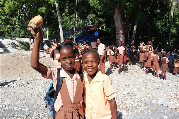 Obicà sostiene la Fondazione Francesca Rava - NPH Italia Onlus e il suo impegno nell'isola quarto mondo di Haiti.