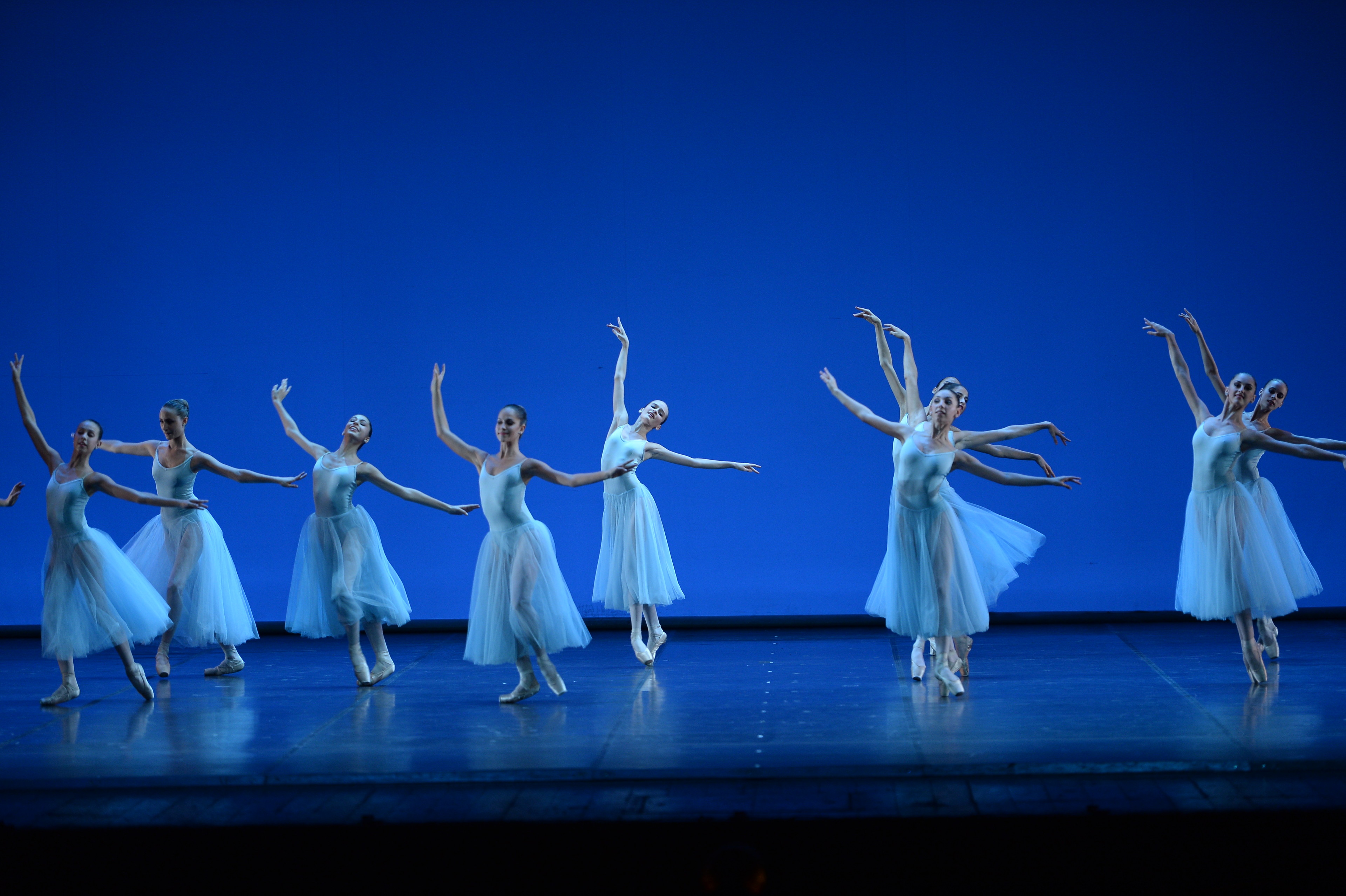 Serata per i bambini di Haiti, Teatro alla Scala esaurito e grande emozione al Gala del Bicentenario della Scuola di ballo